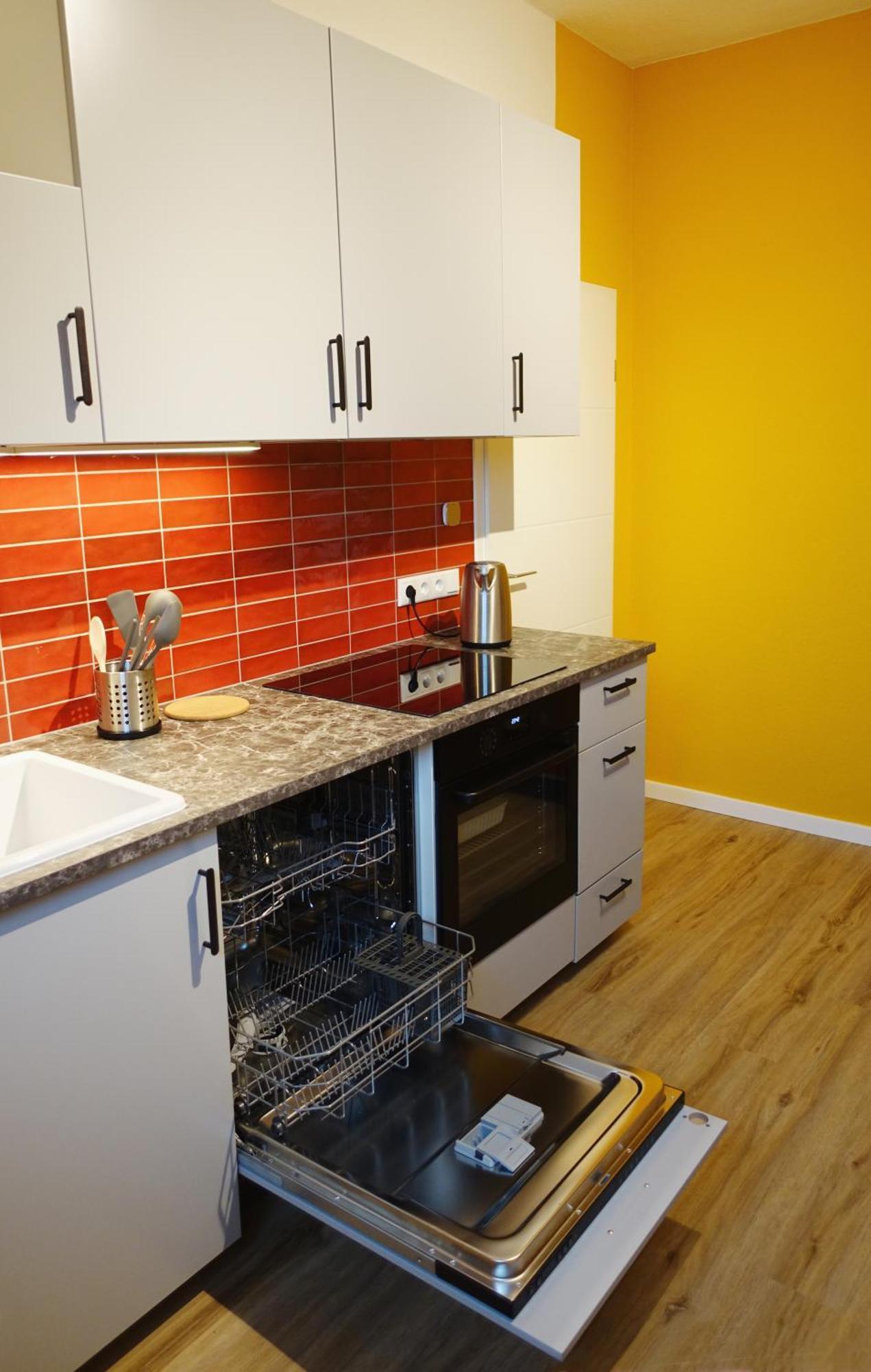 Big Flat With Fresh Renovation, Free Parking, Sonyps, Netflix Lejlighed Duisburg Eksteriør billede